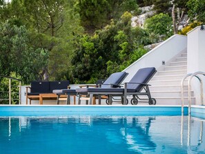 Pool - am Strand by Interhome (Brodarica/Žaborić)