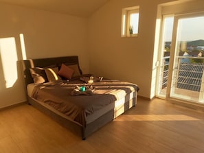 5 bedrooms, Internet