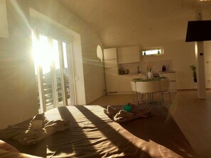 Interior - Modernes Ferienhaus mit eigenem Pool und Meerblick by Interhome (Bilice)