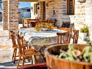 Outdoor dining - Anita 2 mit Pool by Interhome (Budak)
