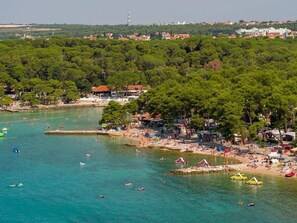 Beach - Moderne Strandwohnung in zentraler Lage by Interhome (Biograd na Moru)