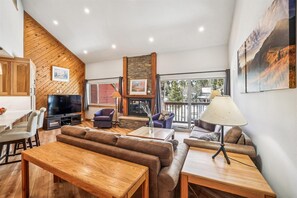 TV, fireplace - Pine Ridge 5F: Shared Amenities-Great Location! (Breckenridge)