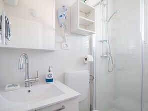 Towels - Appartement "Couple Suite C2" mit Blick auf das Wasser by Interhome (Zaton)