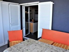 Interior - Appartement "Sunny Suite C3" mit Blick auf das Wasser by Interhome (Zaton)