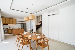 Deluxe Villa, 3 Bedrooms, Private Pool, Pool View | Dining room - RHYS Villa Pererenan (Canggu)