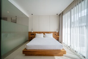 Deluxe Villa, 3 Bedrooms, Private Pool, Pool View | Egyptian cotton sheets, premium bedding, in-room safe, desk - RHYS Villa Pererenan (Canggu)