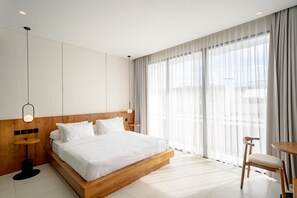 Deluxe Villa, 3 Bedrooms, Private Pool, Pool View | Egyptian cotton sheets, premium bedding, in-room safe, desk - RHYS Villa Pererenan (Canggu)