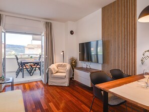 Living area - Wohnung mit Gemeinschaftspool by Interhome (Krk/Šilo)