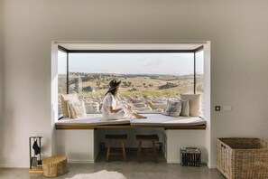 Spa - Farmers Hut | Luxury Farm Escape (Evans Plains)