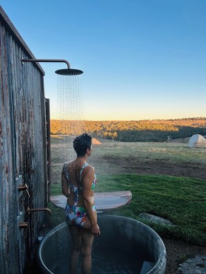 Property grounds - Farmers Hut | Luxury Farm Escape (Evans Plains)