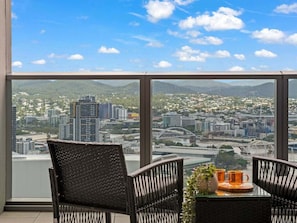 Interior - River &Mountain View Modern CBD Apt/Casino/Resort (Brisbane)