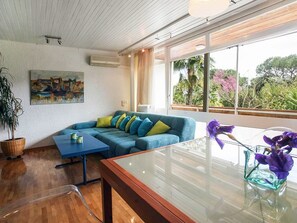 TV - "Sunny Garden" by Interhome (Opatija)