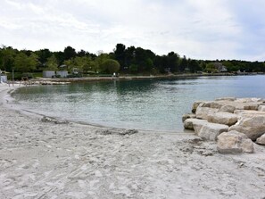 Beach - FIORELA 1 by Interhome (Poreč/Tar)