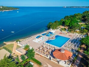 A heated pool - Mobilheim "Westküste" by Interhome (Poreč/Tar)