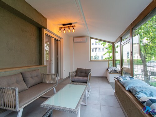 Wohnung mit Terrasse by Interhome