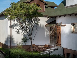 Exterior - Backsteinwohnung mit Terrasse und Kamin im Erdgeschoss by Interhome (Ostrowo)