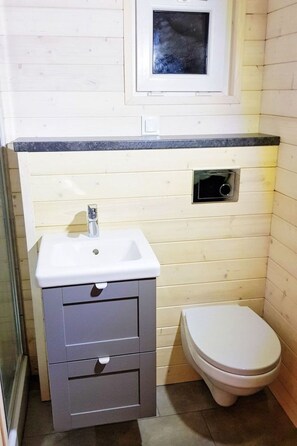 Towels - Gemütliches Ferienhaus in Gmina Stegna mit Terrasse, Grill und Garten by Interhome (Junoszyno)