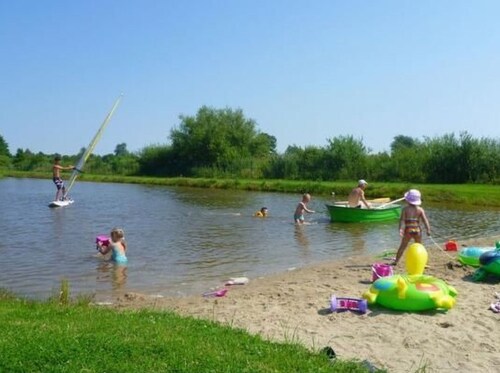 Wohnung mit Blick auf das Wasser by Interhome