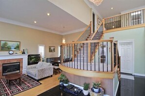 Room - aa misu (Richmond)