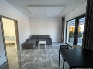 TV - Appartement Ewy mit Grill und Terrasse by Interhome (Gąski)