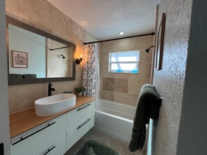 Hair dryer, towels, soap, toilet paper - Cozy Hen House Retreat (Palm Harbor)