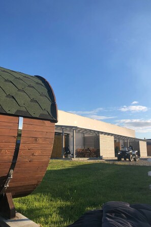 Exterior - Adama mit Garten und Pool by Interhome (Gąski)