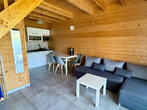 TV - Komfortables Ferienhaus an der Ostseeküste by Interhome (Sarbinowo)