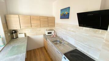 Frigorífic, microones, forn i rentaplats