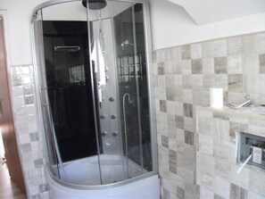 Bathroom - Seeblick by Interhome (Nowe Warpno)