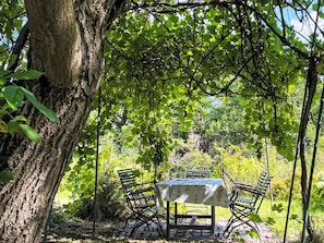 Outdoor dining - unter der Linde by Interhome (Krzyszkowice)