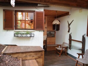 Outdoor dining - Zirbenstüberl für 10 Personen by Interhome (Bad St. Leonhard im Lavanttal)