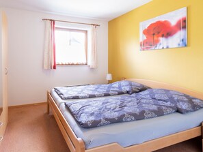 2 bedrooms, Internet