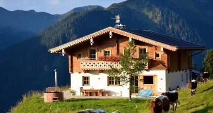 Wallegg-Lodge in Saalbach-Hinterglemm by Interhome