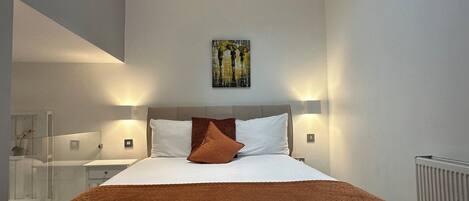 Blackout curtains, iron/ironing board, free WiFi