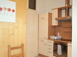 Fridge, microwave, cookware/dishes/utensils - Vienna1090 by Interhome (Vienna)