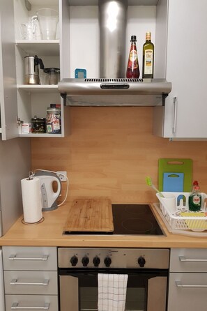 Fridge, oven, dishwasher, cookware/dishes/utensils - Vienna1090 by Interhome (Vienna)