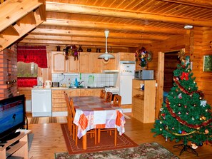 Fridge, microwave, oven, dishwasher - "Ruhmaslehto" mit Blick auf das Wasser by Interhome (Jaala)