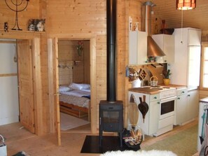 Private kitchen - "Heleneborg" mit Whirlpool by Interhome (Tavelsjö)