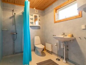 Bathroom - Gösen in Seenähe inklusive Ruderboot by Interhome (Hallaryd)
