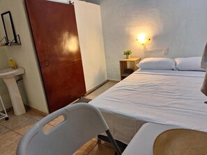 Down duvets, minibar, laptop workspace, free WiFi - Casa de Limón  (Santa Ana)