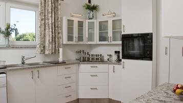 Fridge, microwave, oven, dishwasher