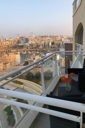Property grounds - in Marsaskala by Interhome (Marsascala)