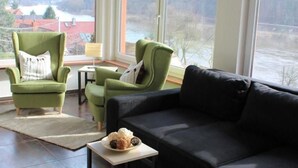 Unclassified image, 2 of 18, button - Bungalow "Schönblick" am Elberadweg in Pirna by Interhome (Pirna)