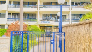 Exterior - Easy Access Ground Floor Apartment (The Entrance)