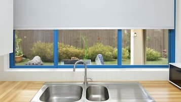 冷蔵庫、電子レンジ、コンロ、食器洗い機