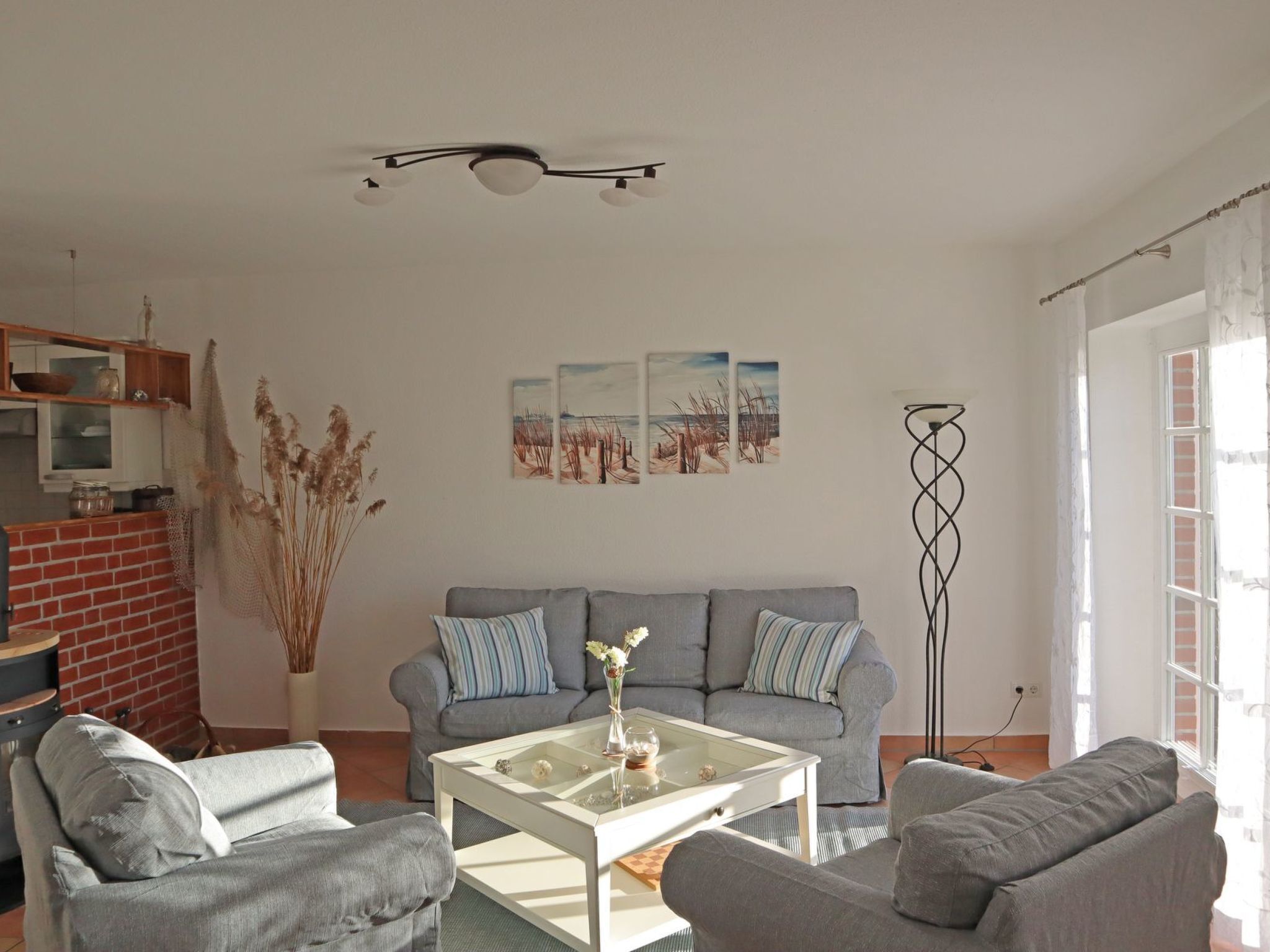 Fireplace, DVD player