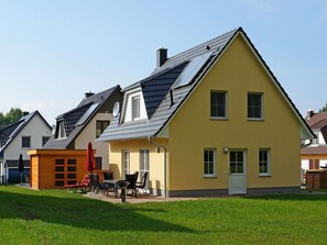 Exterior - Urlaub mit Hund im Bernsteinhus by Interhome (Glowe)