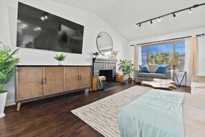 4 soverom, strykejern/-brett, reiseseng for barn og wi-fi