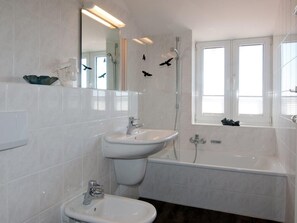 Bathroom - Fewo Inselblick by Interhome (Alt Jassewitz)