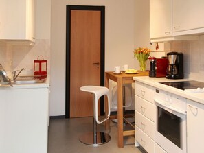 Fridge, microwave, oven, dishwasher - Fewo Inselblick by Interhome (Alt Jassewitz)
